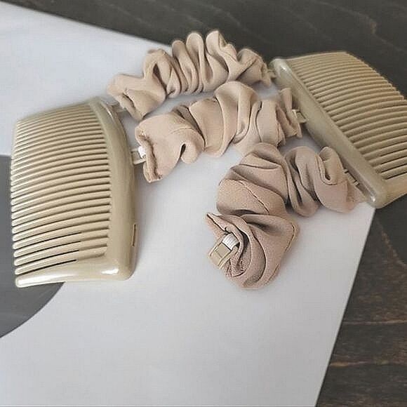 Vtg 90s beige double-comb scrunchie hair fastener - Picture 4 of 6
